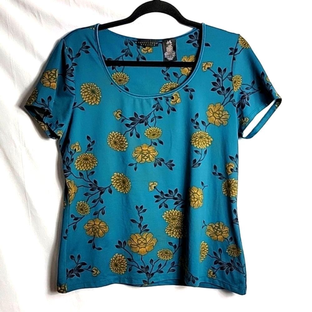 🖤5/$20🖤 APOSTROPHE.. floral stretch top..